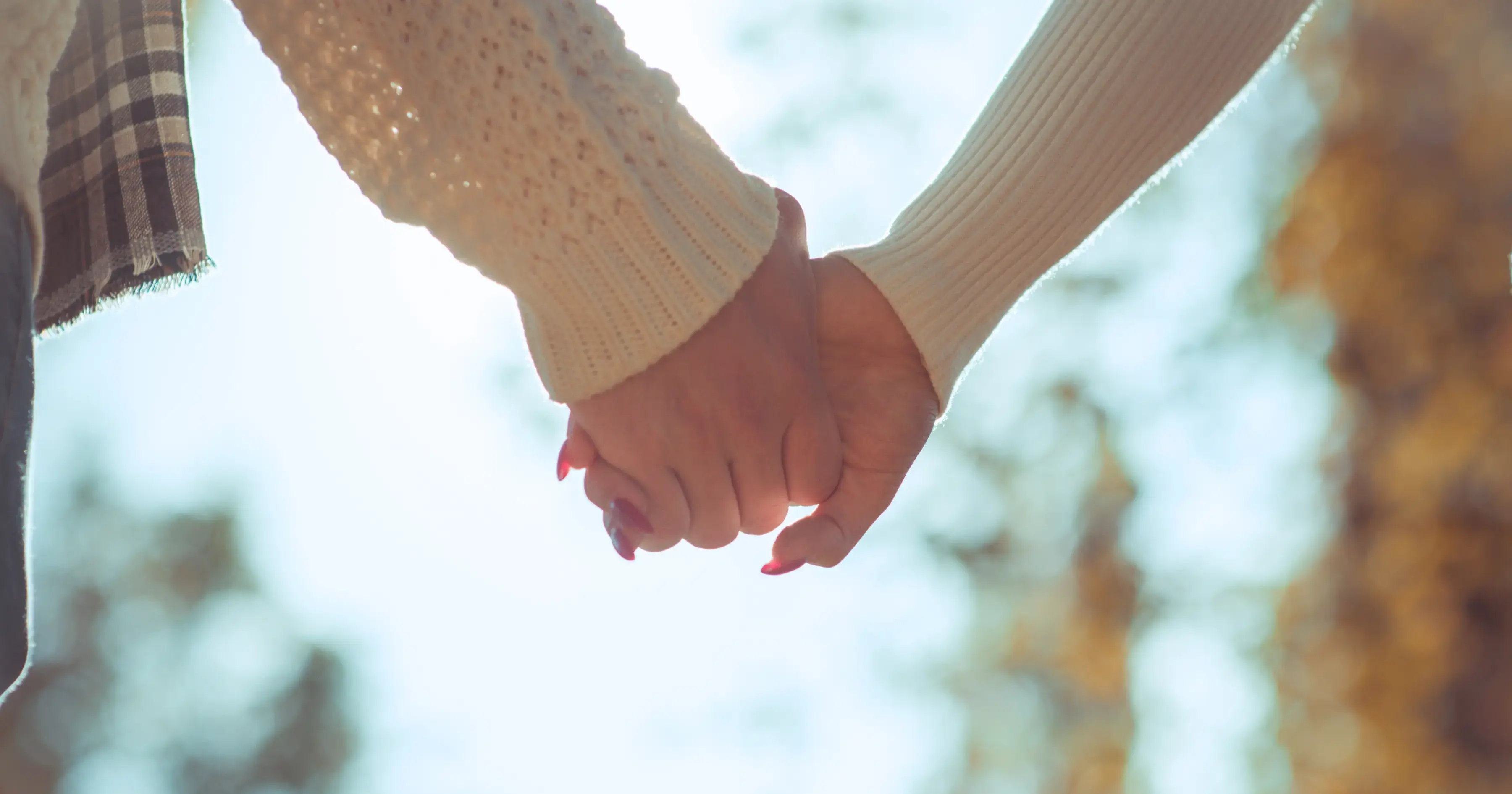 5 bästa sätten att träffa någon utan dejtingappar – så gör singlar 2026